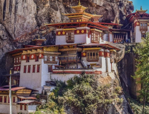 BHUTAN : Il regno della Felicità Interna Lorda  Viaggi in occasione del Festival di Thimphu e Gangtey